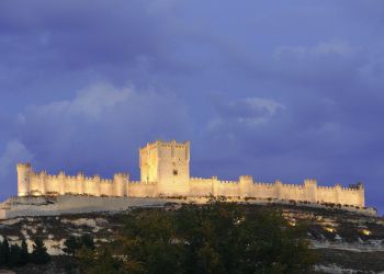 Castillo de Peñafiel, Museo del Vino Ribera del Duero. Fuente: turismopenafiel.es